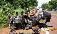 Voltando de Bonito, carro com fam&iacute;lia capota e motorista morre na BR-262
