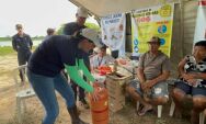 Governo de MS entrega filtros de &aacute;gua para
comunidades ribeirinhas do Pantanal