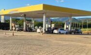 Em viagem de f&eacute;rias, pai esquece filhas de 6 e 11 anos em posto de gasolina 