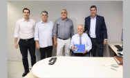 TCE-MS recebe balan&ccedil;o de gest&atilde;o do Governo de MS