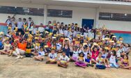 FEC realiza campanha solid&aacute;ria e distribui 700 caixas de chocolate para crian&ccedil;as da rede municipal