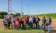 Prefeitura de S&atilde;o Gabriel do Oeste promove a&ccedil;&atilde;o de arboriza&ccedil;&atilde;o na Avenida Primo Maffissoni
