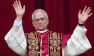 Robert Francis Prevost &eacute; eleito como Le&atilde;o XIV e promete continuidade ao legado de Francisco
