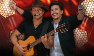 "Entre F&eacute;, Amizade e M&uacute;sica:
O Recome&ccedil;o da dupla Z&eacute; Luiz e Adriano"