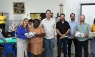 Prefeitura de Sonora entrega mais de 300 cobertores a fam&iacute;lias em vulnerabilidade
