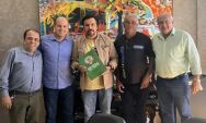 Lideran&ccedil;as pedem apoio do Estado para construir quadra esportiva