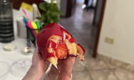 Morango do Amor: o doce que derreteu o cora&ccedil;&atilde;o (e o estoque) das confeiteiras! 