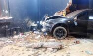 Motorista alcoolizado provoca destrui&ccedil;&atilde;o em barbearia e &eacute; preso em Coxim