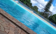 Adolescente de 16 anos morre ap&oacute;s afogamento em piscina de clube em Campo Grande
