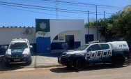 Jovem &eacute; presa ap&oacute;s agredir a pr&oacute;pria m&atilde;e durante briga em Camapu&atilde;
