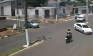 Colis&atilde;o na Avenida Bar&atilde;o do Rio Branco deixa motociclista ferido e mobiliza equipes de emerg&ecirc;ncia