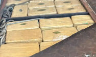 Opera&ccedil;&atilde;o intercepta caminh&atilde;o com mais de R$ 40 milh&otilde;es em coca&iacute;na
