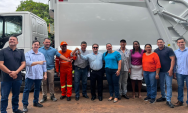 Coxim refor&ccedil;a frota e amplia capacidade de coleta com novo caminh&atilde;o compactador
