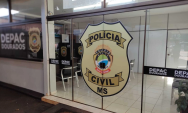 Barbeiro de 22 anos morre ap&oacute;s ser baleado em frente ao pr&oacute;prio estabelecimento em Dourados (MS)
