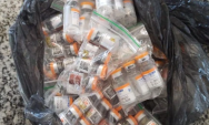Caminhonete abordada na BR-163 transportava medicamentos emagrecedores em Coxim
