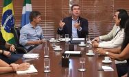 Governo de MS anuncia novo concurso com 2 mil vagas para professores da rede estadual