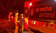 Durante transporte de preso, policiais civis socorrem v&iacute;tima de acidente na BR-163
