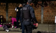 Homem &eacute; preso ap&oacute;s espancar companheira at&eacute; ela desmaiar e tentar subornar policiais
