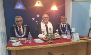 Loja Ma&ccedil;&ocirc;nica Vigilantes do Taquari em Coxim reconduz Vener&aacute;vel Mestre para a gest&atilde;o 2026/2027