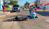Jovem fica ferida ap&oacute;s colis&atilde;o entre motocicleta e caminh&atilde;o em cruzamento de Coxim
