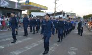 Polícia Militar Desfila no 36º Aniversário de Sonora com Proerd e Patrulha Mirim