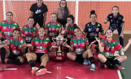 Equipe de futsal feminino participou um campeonato e consagrou-se campeã.