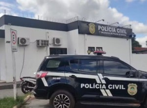 Vizinho que se apresentou como testemunha mente &agrave; pol&iacute;cia e acaba preso por matar mulher a facadas 
