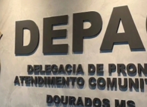 Filho &eacute; preso ap&oacute;s espancar e esfaquear a pr&oacute;pria m&atilde;e em MS