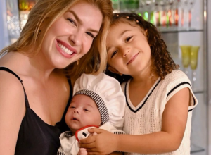 Lore Improta encanta ao celebrar dois meses do filho Ravi com festa tem&aacute;tica