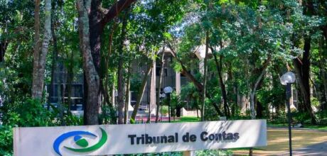 TCE-MS corta "penduricalhos" irregulares da C&acirc;mara de Coxim