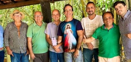 Vereadores eleitos e reeleitos declaram apoio a Fl&aacute;vio Brito para Presid&ecirc;ncia da C&acirc;mara de Rio Verde