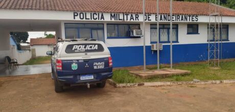 Briga por furto de flores de t&uacute;mulo termina em agress&otilde;es e amea&ccedil;a de morte em Bandeirantes
