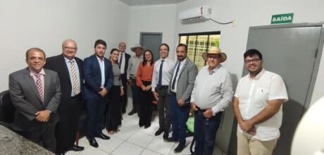 Secretaria de Cultura e C&acirc;mara Municipal
Discutem Preparativos para o Primeiro Matin&ecirc; de Rio Verde