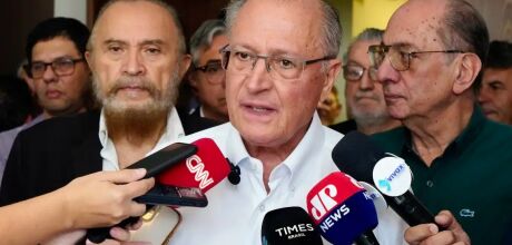 Safra recorde deve reduzir pre&ccedil;o dos alimentos, diz Alckmin