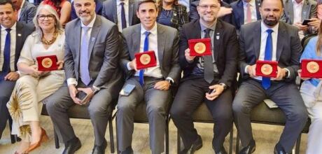 Em Bras&iacute;lia, MS recebe selo ouro pelo Compromisso Nacional Crian&ccedil;a Alfabetizada