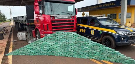 PRF apreende 400 Kg de coca&iacute;na escondidos em tanque de caminh&atilde;o na BR-463