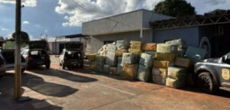 Pol&iacute;cia apreende mais de R$ 1,3 milh&atilde;o em mercadorias contrabandeadas e fecha dep&oacute;sito no interior 