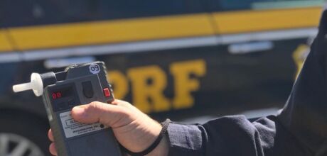Ap&oacute;s acidente na BR-163, condutor sob efeito de &aacute;lcool &eacute; detido pela PRF em Coxim