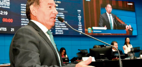 Presidente comemora
investimentos em celulose e
reconhece esfor&ccedil;o da classe pol&iacute;tica