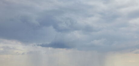 Feriado de Sexta-Feira Santa em Coxim come&ccedil;a com neblina e previs&atilde;o de instabilidade no tempo