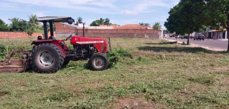 Prefeitura de Coxim inicia notifica&ccedil;&atilde;o &agrave; propriet&aacute;rios de terrenos abandonados