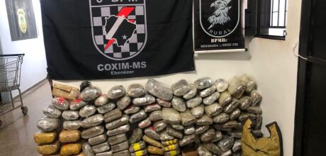 PM e PRF apreendem mais de 100 kg de maconha e prendem dois em Rio Verde
