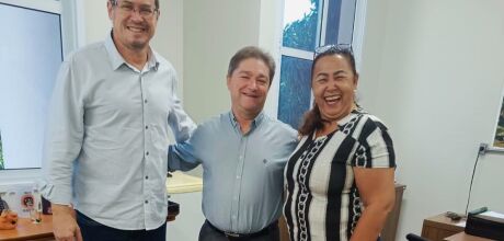 Bairro Lagoa Dourada come&ccedil;a a ver asfalto se transformar em realidade