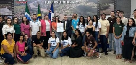 Curso de Letras da UFMS Coxim Recebe Nota M&aacute;xima e Ganha Destaque na C&acirc;mara Municipal
