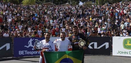 Piloto de Coxim, Nicolas Ferreira surpreende e conquista o t&iacute;tulo do FMX na Ro&ccedil;a 2025