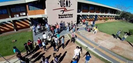 UEMS abre mais de 600 vagas para portadores de diploma em 59 cursos de gradua&ccedil;&atilde;o