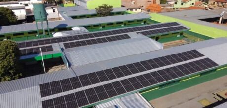 Escolas estaduais de MS recebem placas solares e projetos de energia ampliam economia