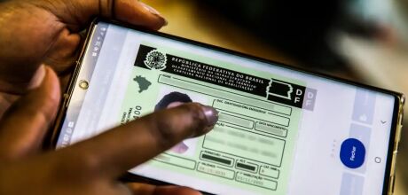 Projeto pode reduzir em at&eacute; 80% o custo da CNH ao tornar aulas em autoescola opcionais
