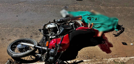 Homem morre em colis&atilde;o entre motocicleta e caminhonete em avenida de Coxim
