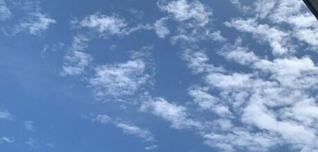     Coxim tem quarta-feira de sol forte e calor de at&eacute; 34&deg;C